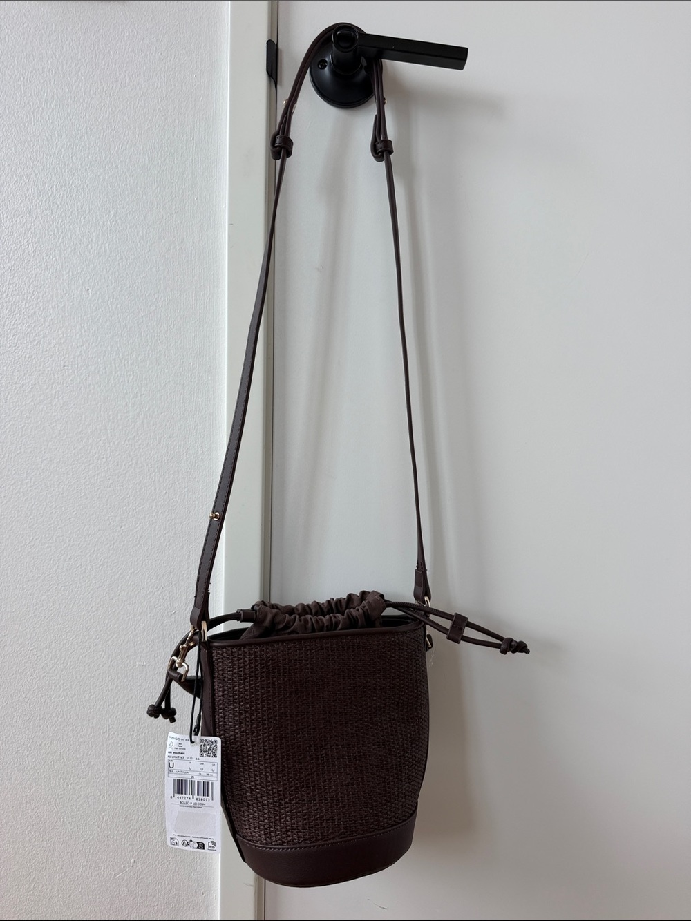 NEVER WORN - MANGO Brown Woven Bucket Crossbody Bag